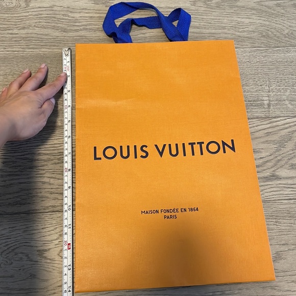 Louis Vuitton Medium Size Shopping Bag - Picture 3 of 4